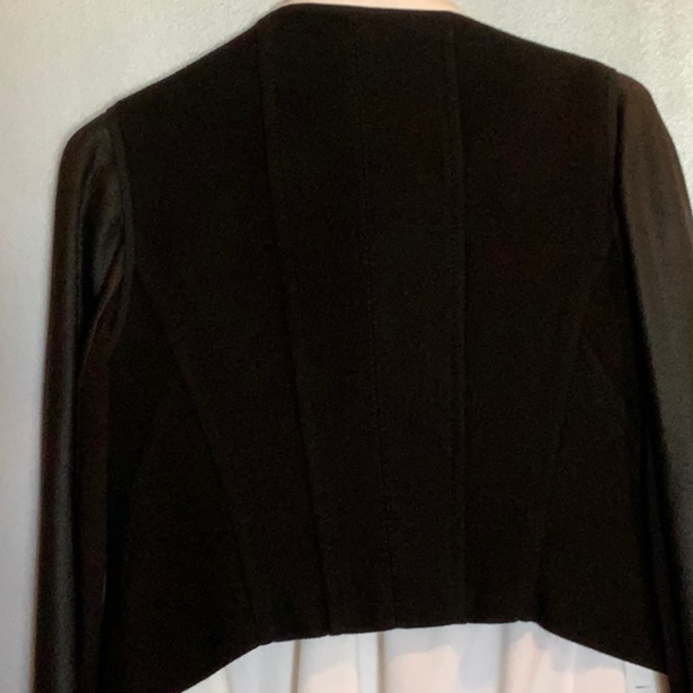 BCBG jacket - Picture 4 of 9
